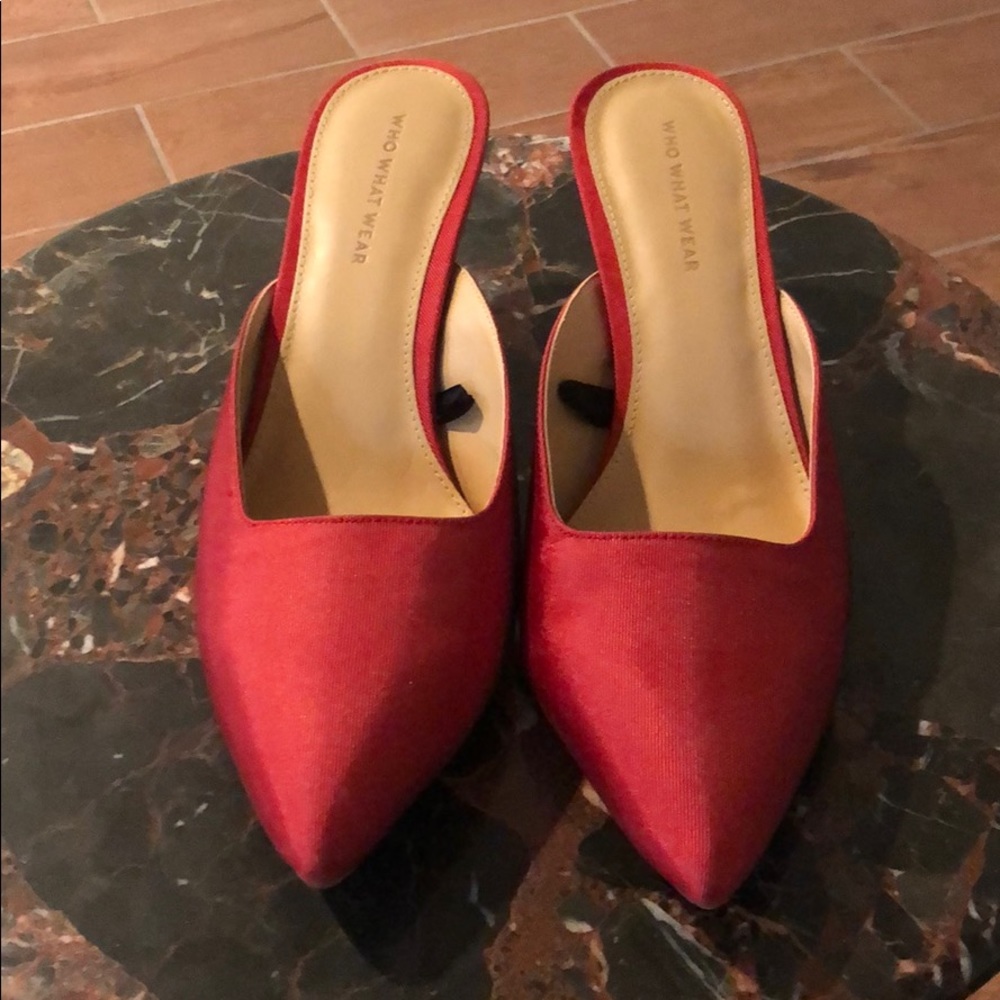 Red kitten heels